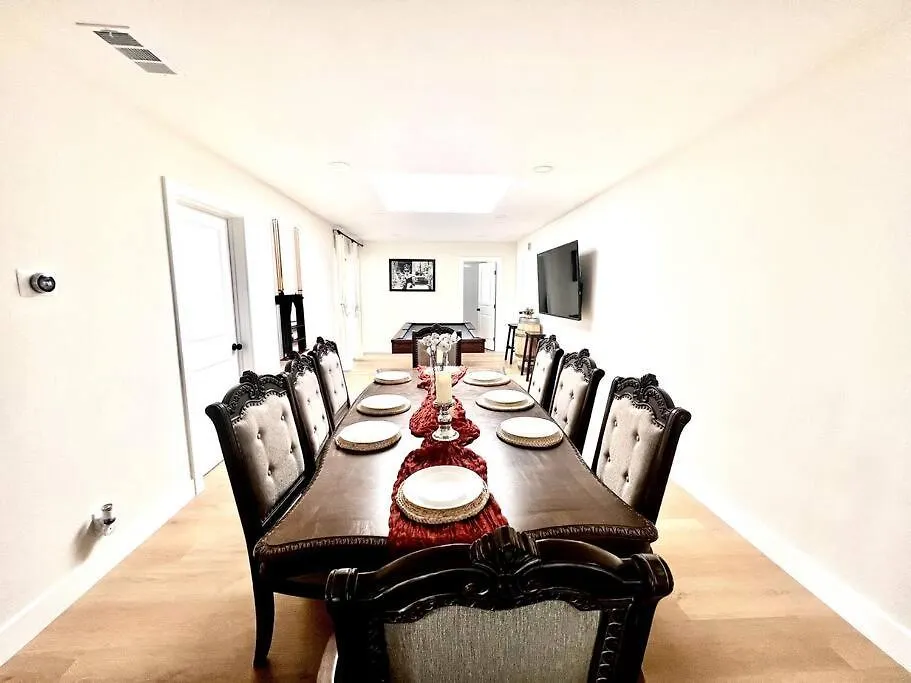 Luxury 5Br-Salt Pool- Disney, Convention, Beaches Tustin